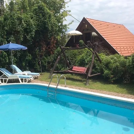 Pool Apartman Badacsony Apartman *